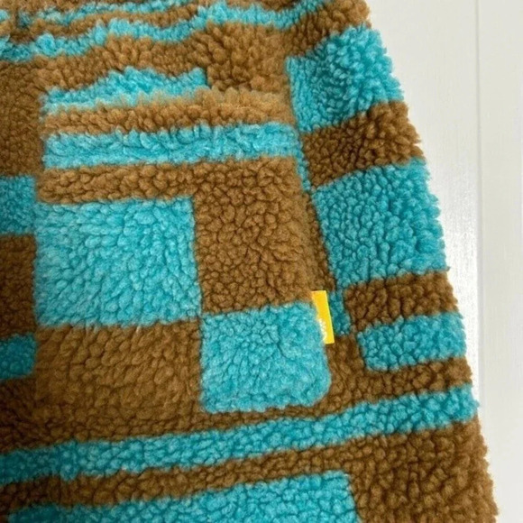 Urban Outfitters Sherpa Checkerboard Volley Shorts - turquoise/ khaki size M - Picture 7 of 12